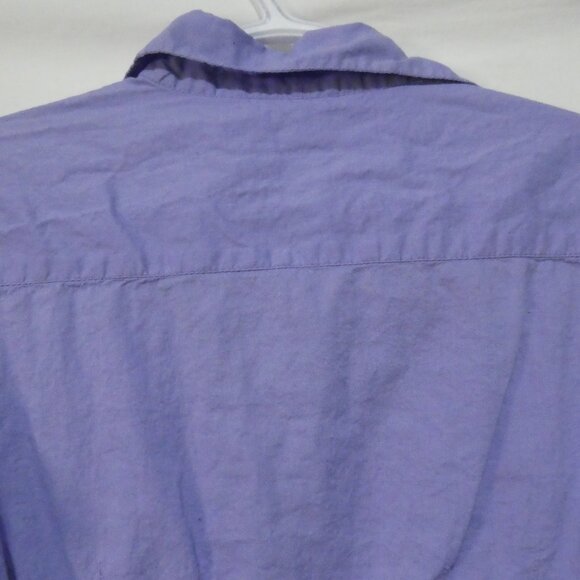 Unbranded | P2P 14 inches measured | Chic Purple V-Neck Button-Up Shirt - Picture 10 of 14